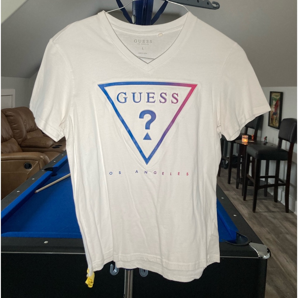Guess Jeans. Men’s Large